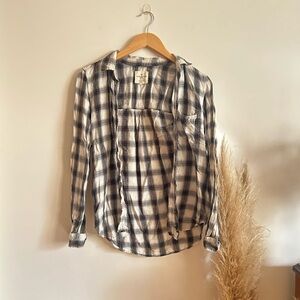 American Eagle Outfitters Black and White Plaid Shirt